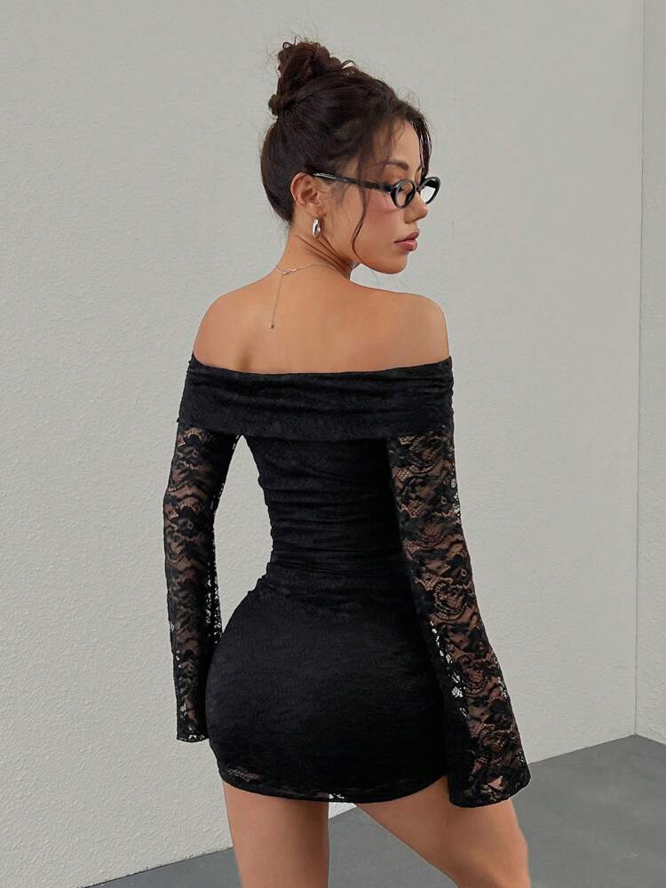 Women's Off-Shoulder Contrast Lace Bodycon Dress – Sexy Summer Tea Party Dress, Elegant Slim Fit Mini Dress for Vacation, Date Night & Events