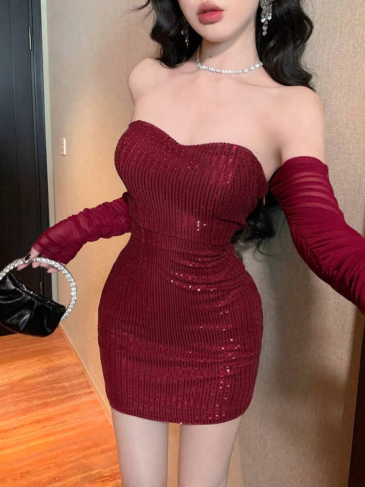 Women's Red Sequin Off-Shoulder Bodycon Mini Dress – Sparkly Cocktail Dress for Fall Parties, Holiday Events, Night Out, Glamorous Fit, Sexy Clubwear, Elegant Evening Outfit